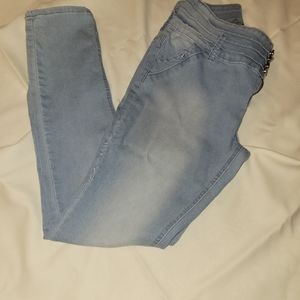 Tush push light wash jeans